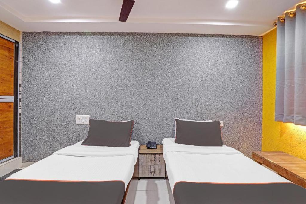 Hotel Mayura, Ankleshwar Exterior photo