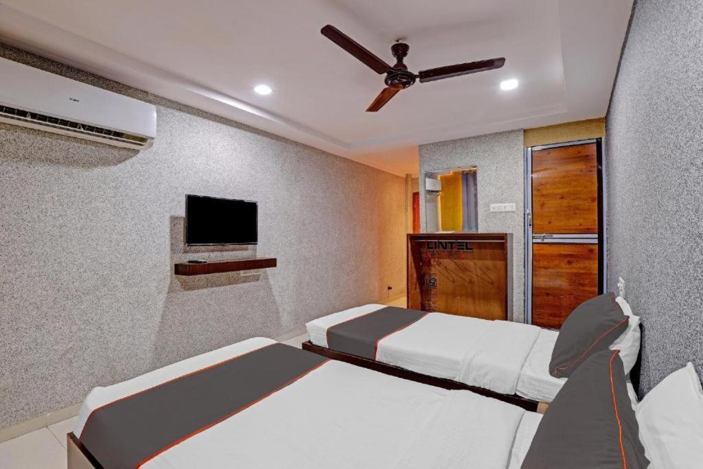 Hotel Mayura, Ankleshwar Exterior photo